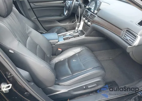 2018 Honda Accord Ex-L из США, поврежденный, VIN 1HGCV1F5XJA214482